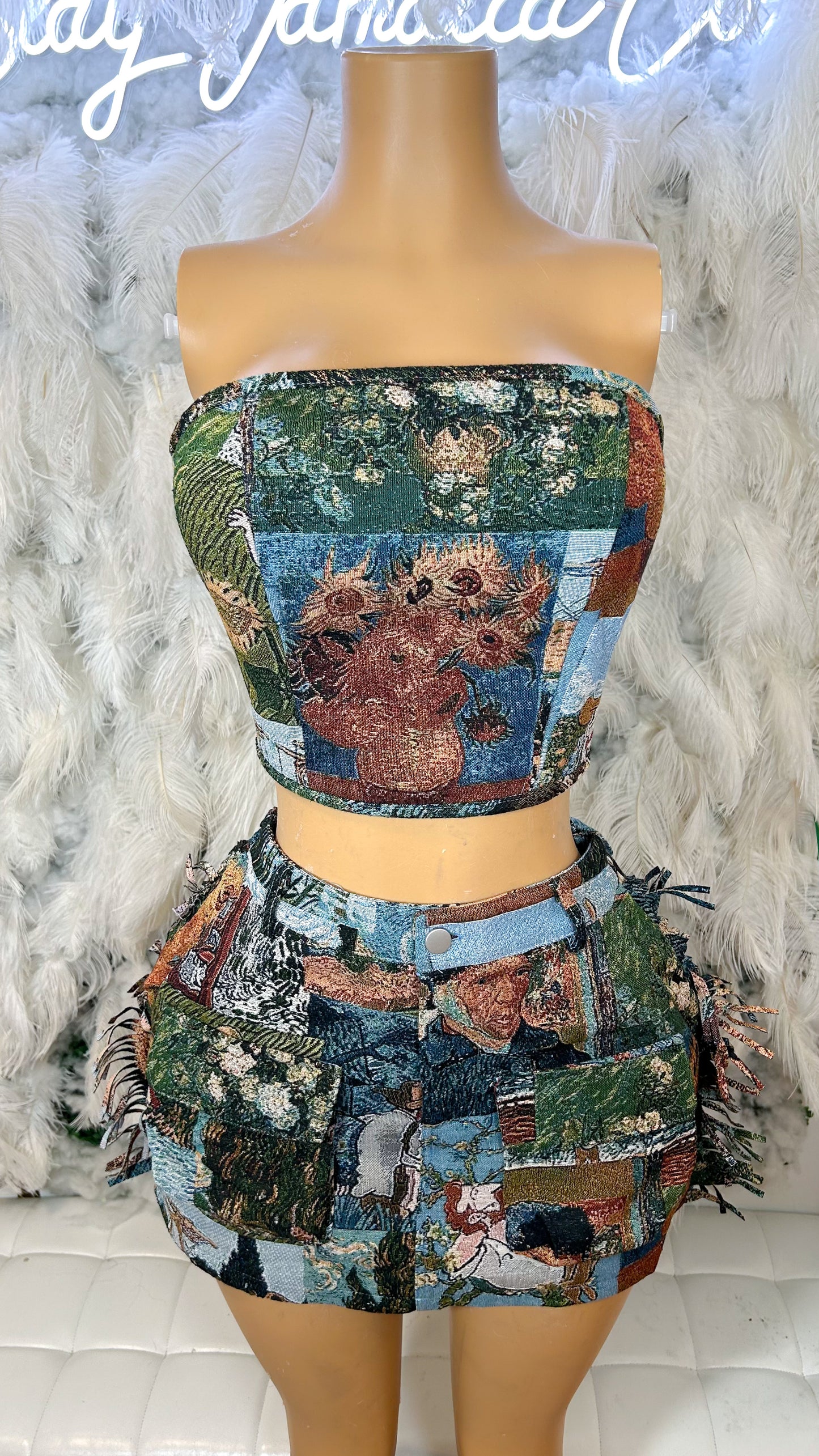 A Work Of Art Tapestry Skirt Set